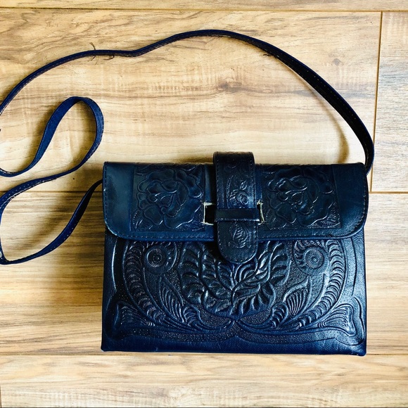 Vintage Handbags - Vintage Floral Hand Tooled Leather Navy Boho Purse